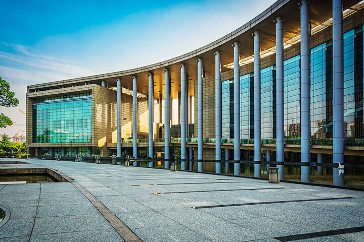 3D laser scanning an office building